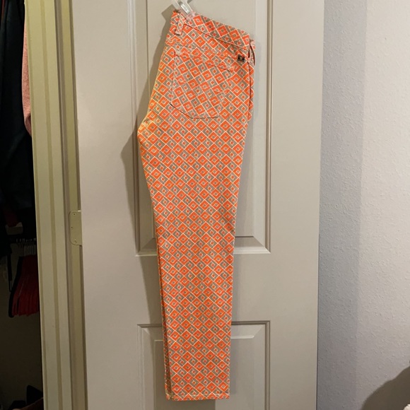 Lucky Brand Charlie Capri Jeans - Picture 10 of 12